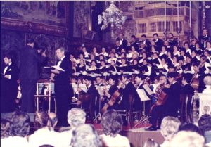 The St. Julian's Choir singing in a 1986 performance of Sammut's oratorio 'Ommna tas-Sokkors' at St. John's Cathedral, Valletta 